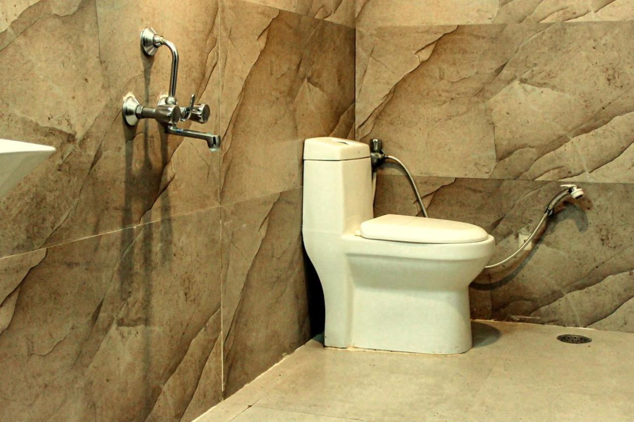 Hotel Tripli Udajpur Zewnętrze zdjęcie