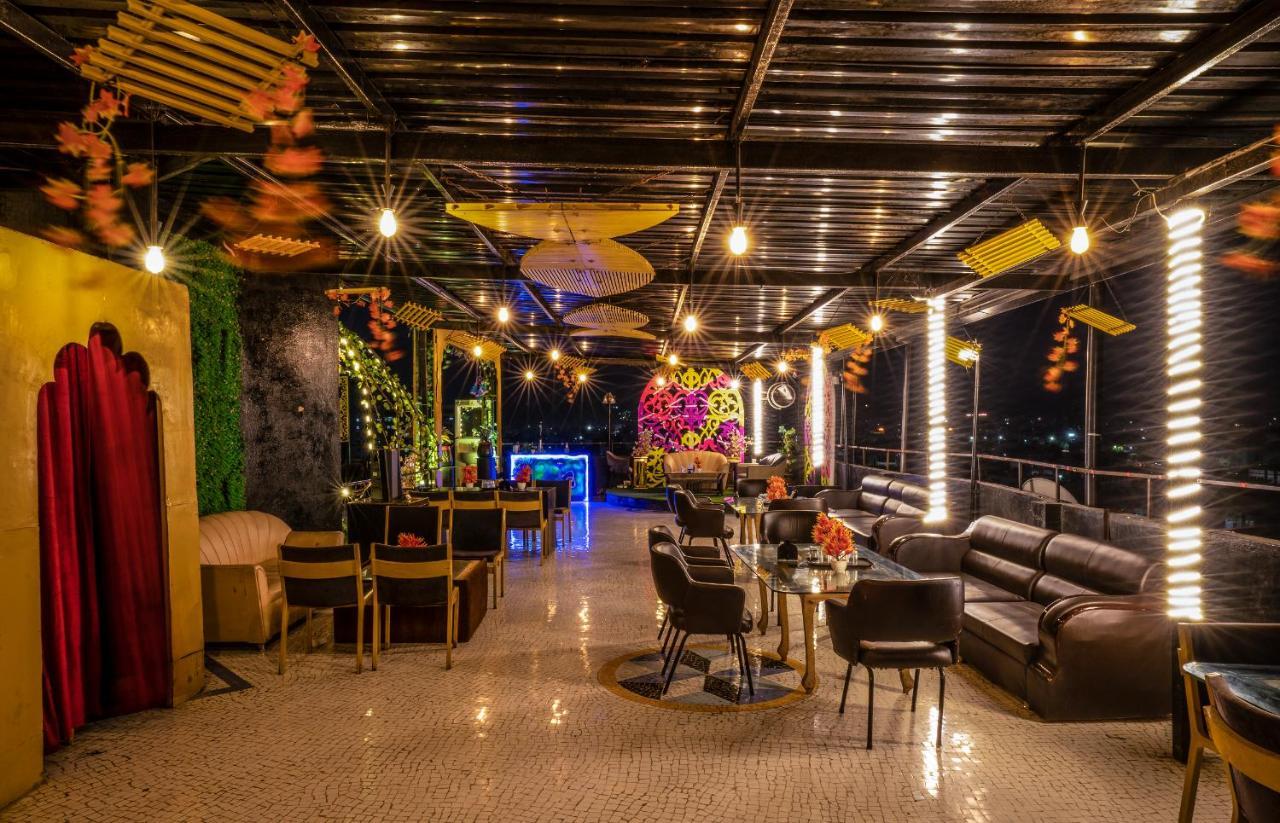 Hotel Tripli Udajpur Zewnętrze zdjęcie