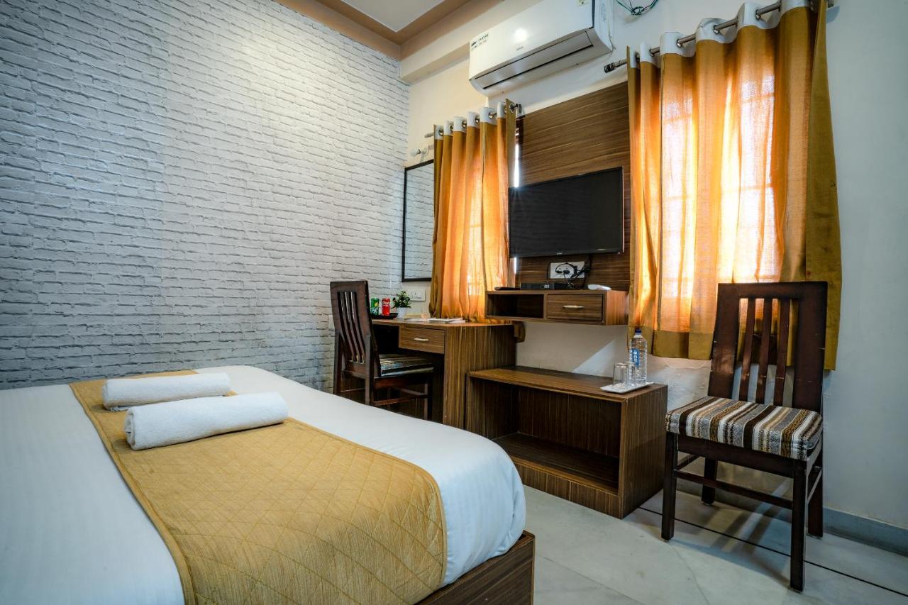 Hotel Tripli Udajpur Zewnętrze zdjęcie