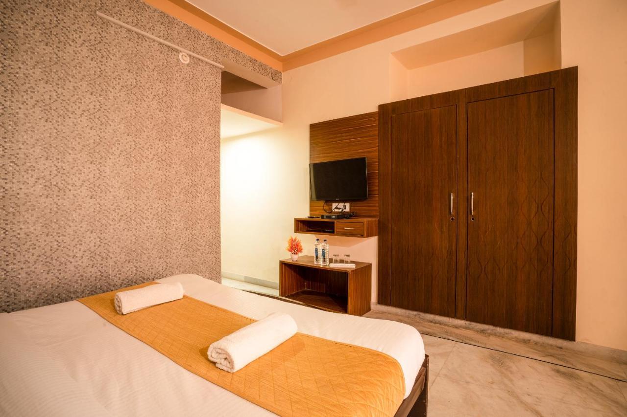Hotel Tripli Udajpur Zewnętrze zdjęcie