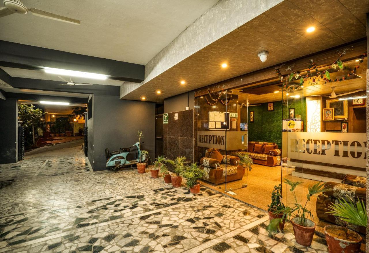 Hotel Tripli Udajpur Zewnętrze zdjęcie