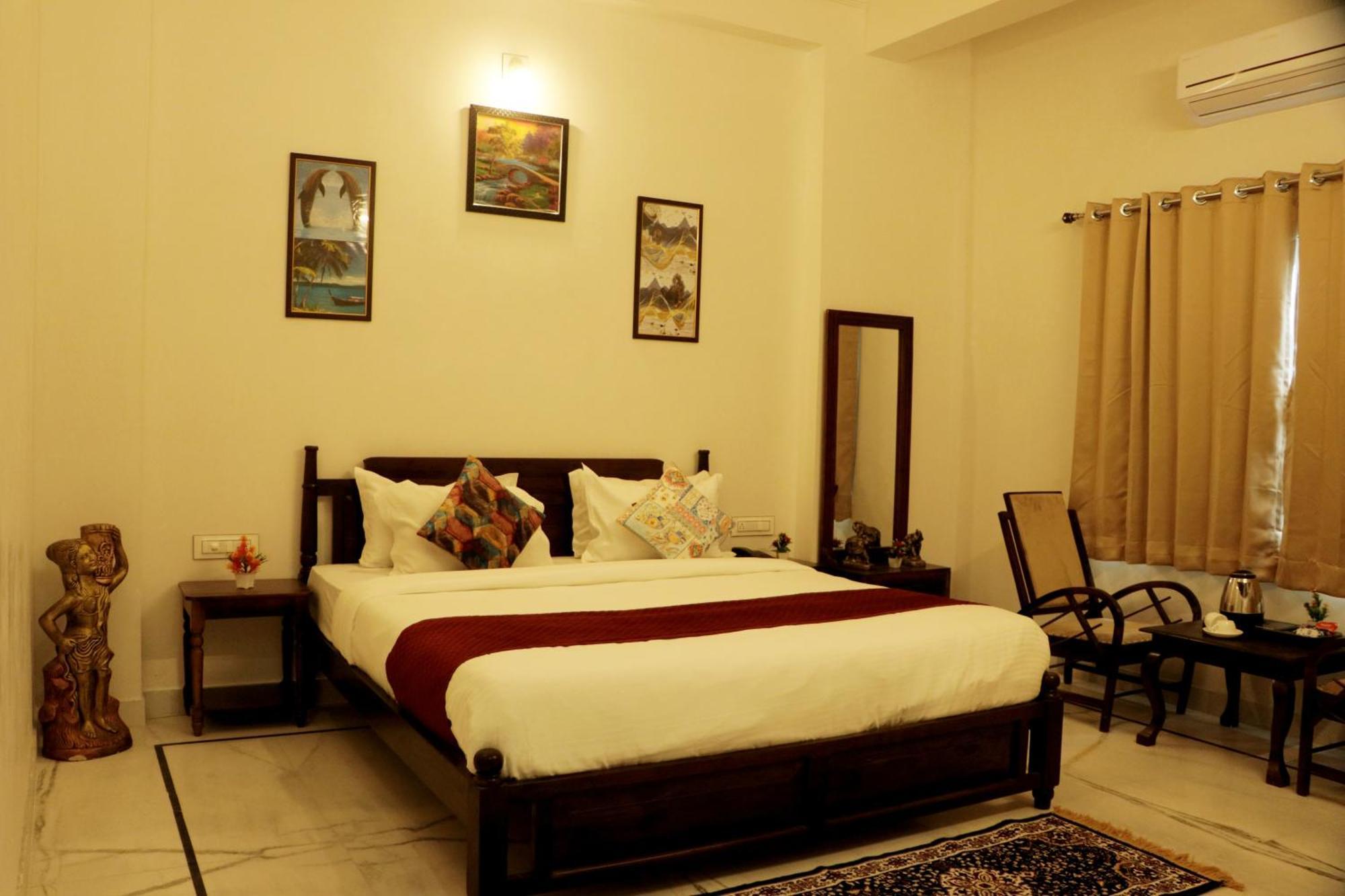 Hotel Tripli Udajpur Zewnętrze zdjęcie