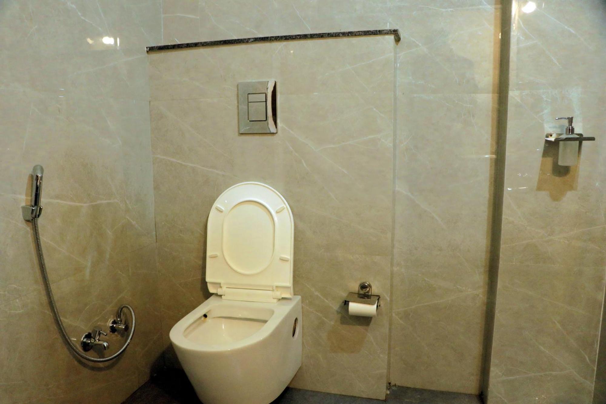 Hotel Tripli Udajpur Zewnętrze zdjęcie